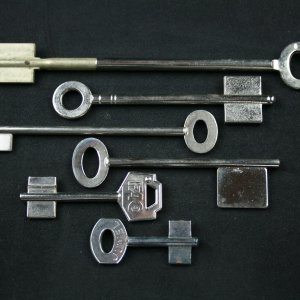 6 large keys